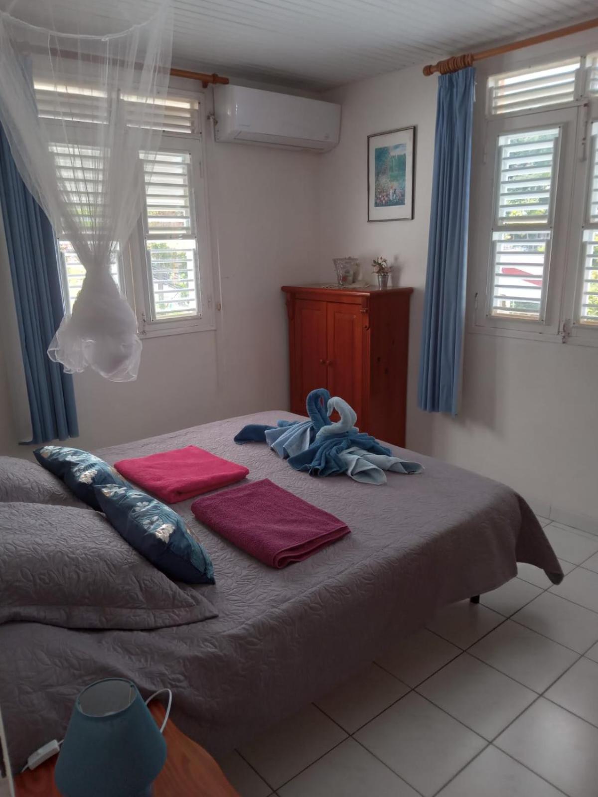 Les Orchidees Apartment Сент-Ан Екстериор снимка